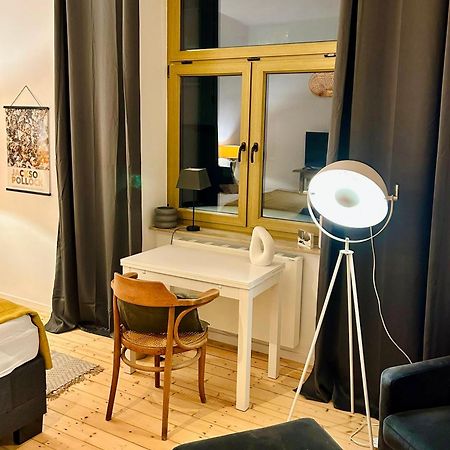 Feelslikehome - Stylische Und Zentrale Altbauwohnung Mit Terrasse&Garten Bochum Extérieur photo