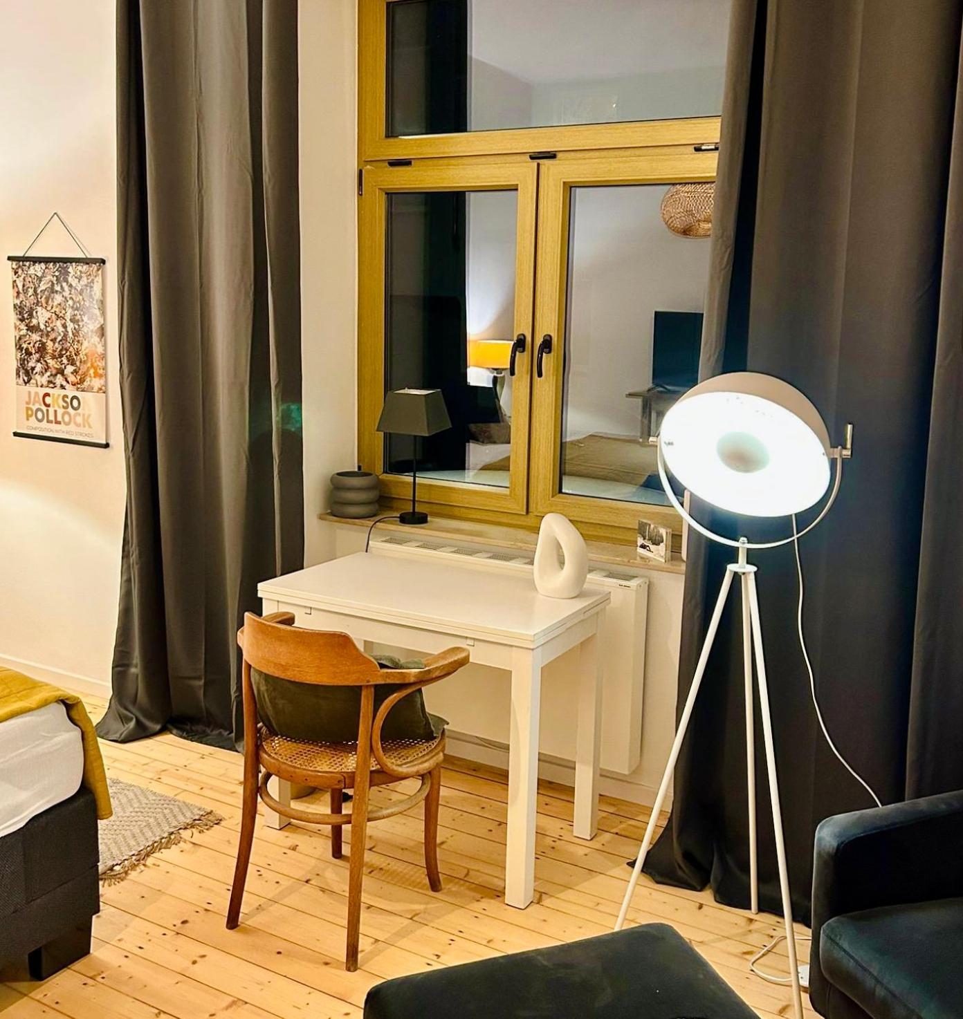 Feelslikehome - Stylische Und Zentrale Altbauwohnung Mit Terrasse&Garten Bochum Extérieur photo