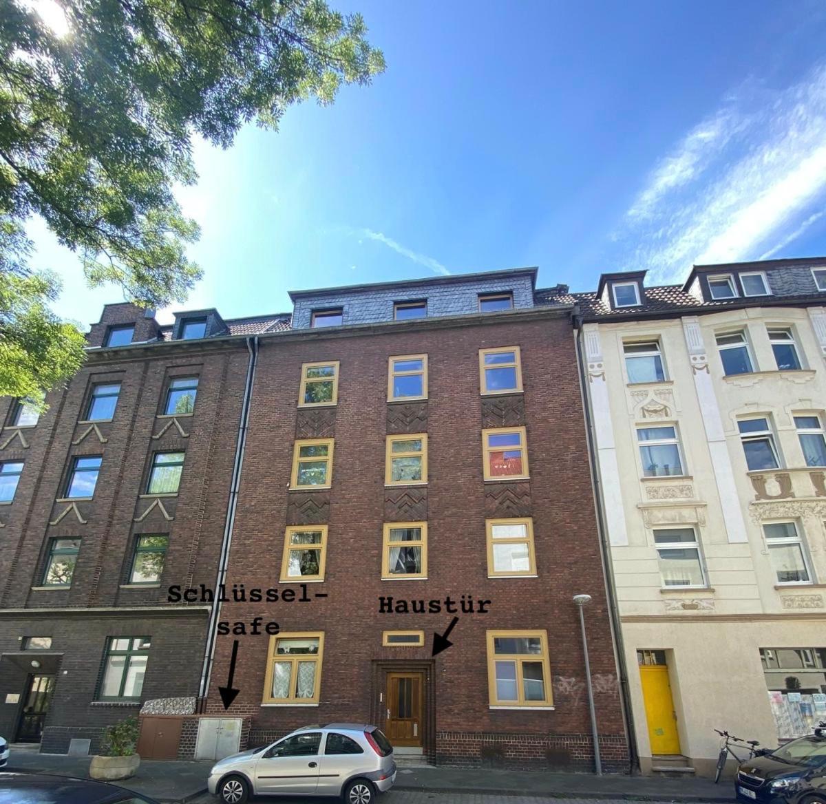 Feelslikehome - Stylische Und Zentrale Altbauwohnung Mit Terrasse&Garten Bochum Extérieur photo